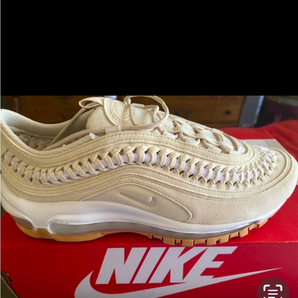 New-Nike Air Max 97, a woman size 8.5
